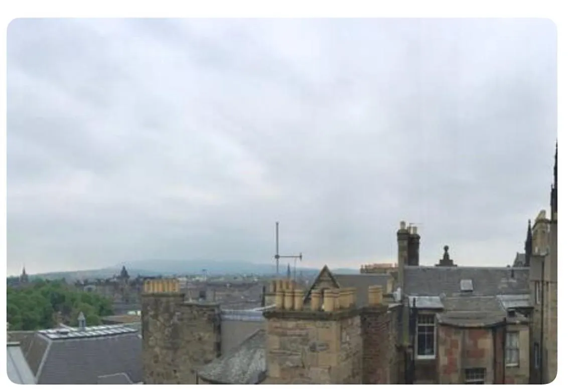 Old Town View Apartment Edinburgh