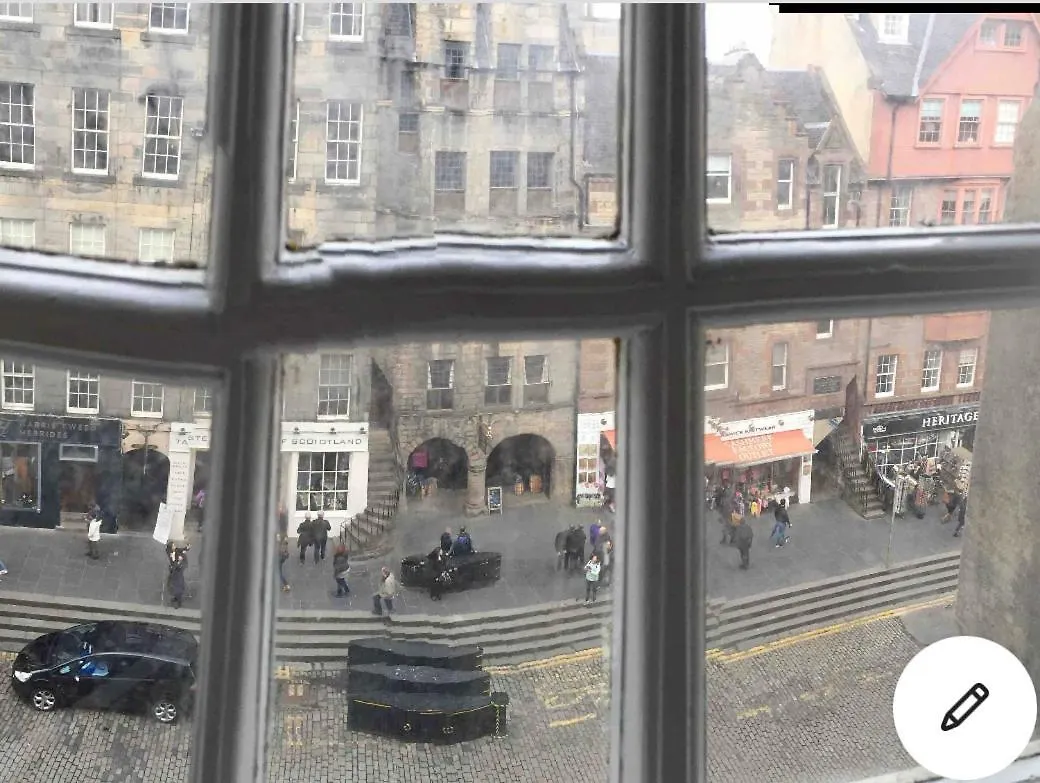 Old Town View Apartment Edinburgh 0*,  United Kingdom