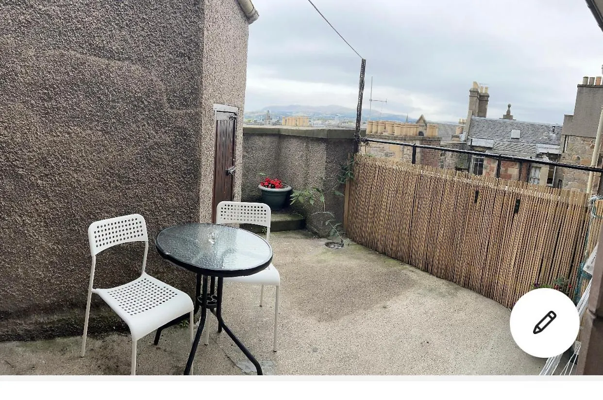 Old Town View Apartment Edinburgh United Kingdom