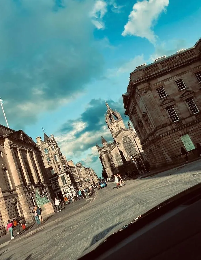 Old Town View Apartment Edinburgh United Kingdom